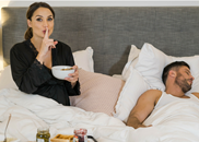 What to eat when you’re pregnant Sam and Snez in bed