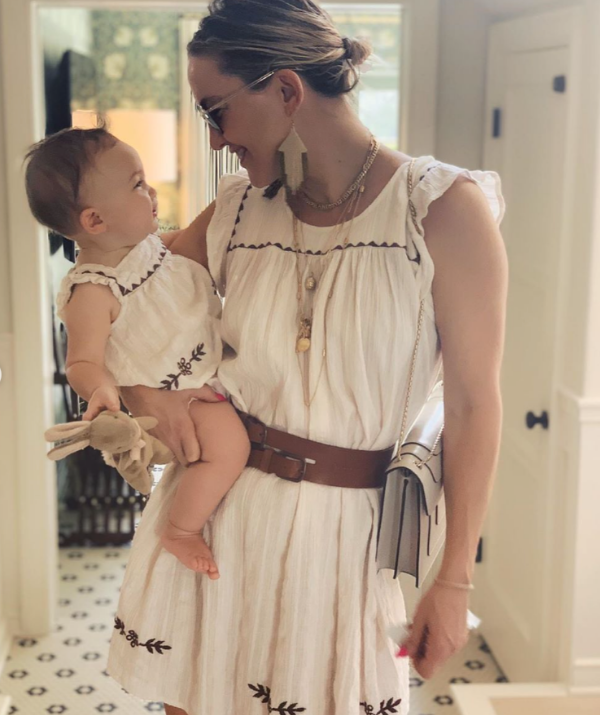 mom and child matching dresses