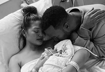 Chrissy Teigen’s candid miscarriage heartache is giving strength to women everywhere