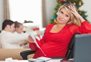 How to plan the cost of Christmas and avoid blowing your budget, from a finance expert